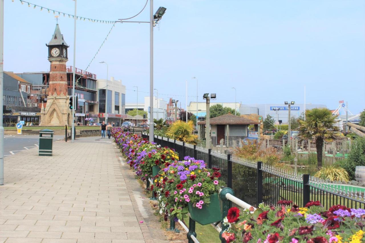 The Grand Hotel by Paymán Club Skegness Exterior foto